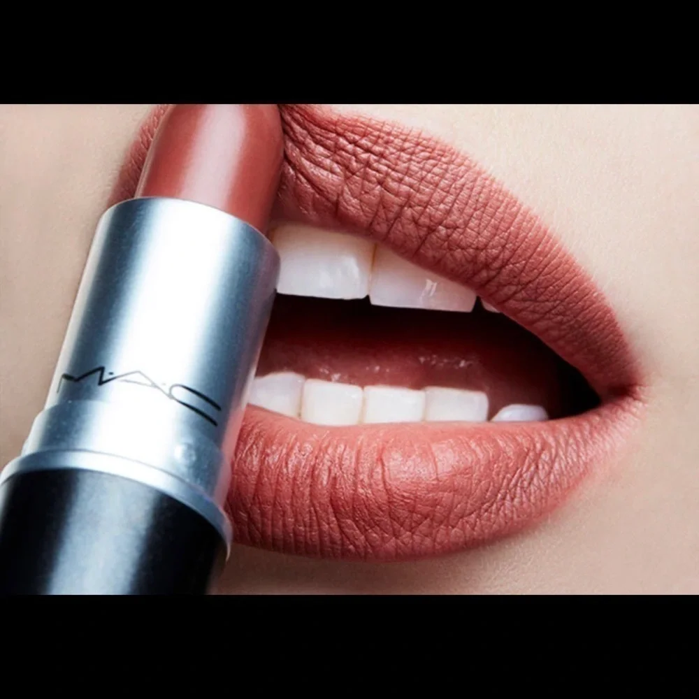 MAC Cosmetics dirty rose